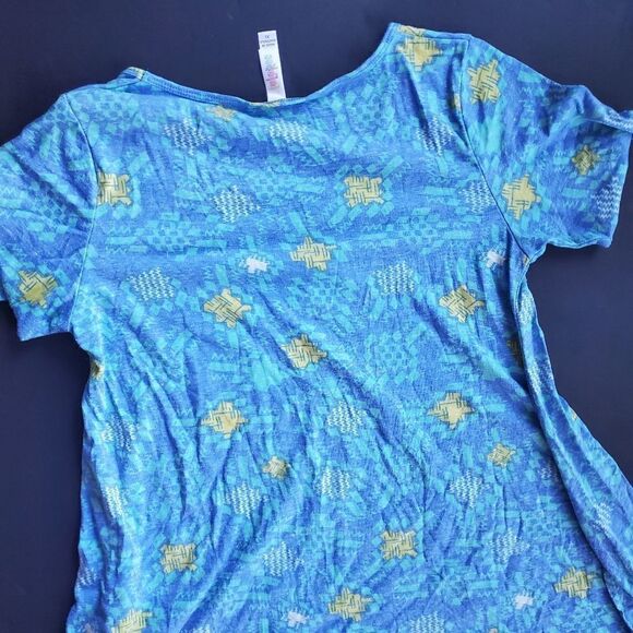 Lularoe Aztec Print simply Comfortable shirt - Picture 7 of 8
